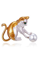 Load image into Gallery viewer, Kitten And Pearl Alloy Brooch
